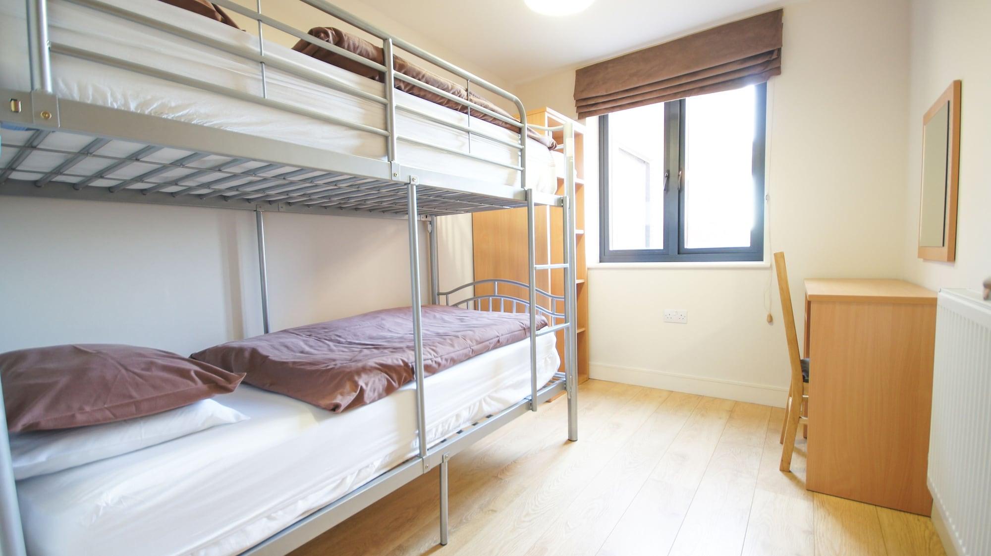 Crompton House Apartments Эджвар Экстерьер фото